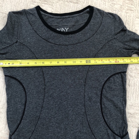 Marc New York long sleeve performance top grey black with thumbholes Size Small - Picture 15 of 16